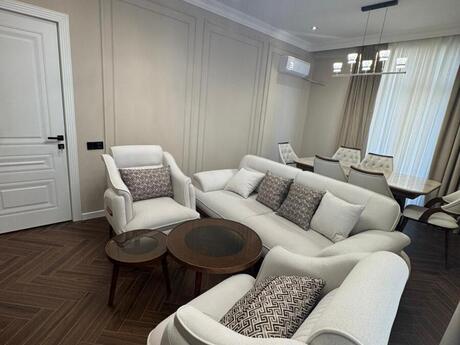 Аренда: 3-комнатная квартира, 111 м², West Town: 1 500 ₼/мес 3