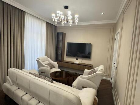 Аренда: 3-комнатная квартира, 111 м², West Town: 1 500 ₼/мес 5