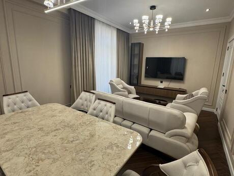 Аренда: 3-комнатная квартира, 111 м², West Town: 1 500 ₼/мес 2