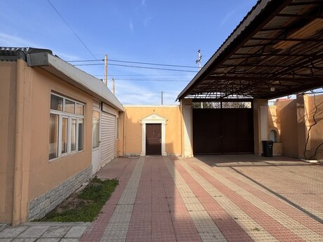 7 otaqlı həyət evi, 300 m², Sulutəpə: 270 000 ₼ 3