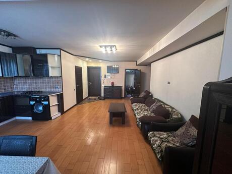Аренда: 3-комнатная квартира, 85 м², 28 May: 1 000 ₼/мес 3