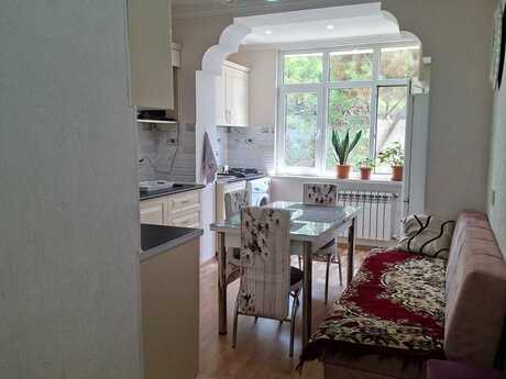 3 otaqlı mənzil, 85 m², Bakıxanov: 235 000 ₼ 5