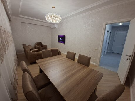 3 otaqlı mənzil, 99 m², Neftçilər: 315 000 ₼ 2