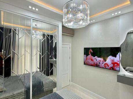 Kirayə 2 otaqlı mənzil, 55 m², West Town: 999 ₼/ay 3