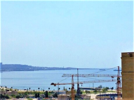 Kirayə 4 otaqlı mənzil, 250 m², 28 May: 2 600 ₼/ay 3