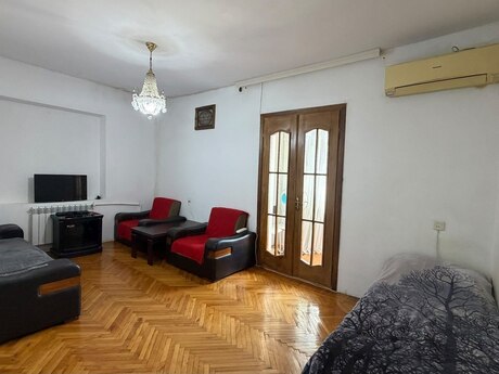 2-комнатная квартира, 40 м², Həzi Aslanov: 111 000 ₼ 2
