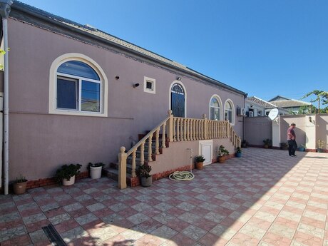4 otaqlı həyət evi, 124 m², Zabrat: 138 000 ₼ 2