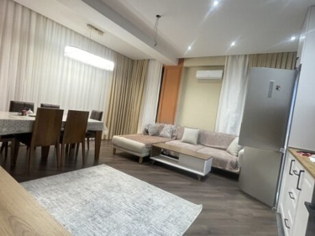 4 otaqlı mənzil, 96 m², 20 Yanvar: 310 000 ₼ 3