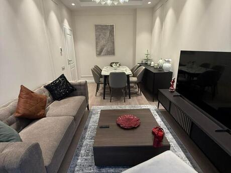 Elan №6435010 - Bakı, Ağ şəhər q., 3 otaqlı, 120 m², 4/7 mərtəbə