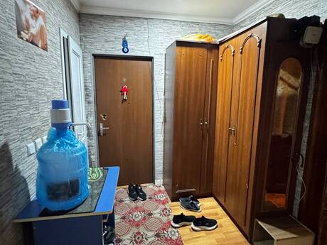 7-ci mikrorayonda 3 otaqlı köhnə tikili mənzil satılır, 80 m², 175 000 AZN, şəkil 4 / 12