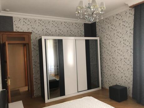 Kirayə 3 otaqlı mənzil, 80 m², 28 May: 1 400 ₼/ay 5