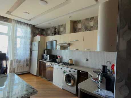 Объявление №6435174 - Баку, пос. Ази Асланова, 4-комн., 103.7 м², 9/16 этаж