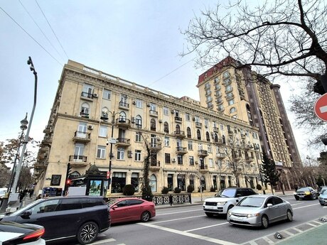 6-room apartment, 220 m², 28 May: 1 100 000 ₼ 2