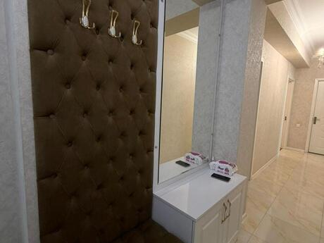 4 otaqlı mənzil, 156 m², Həzi Aslanov: 360 000 ₼ 2