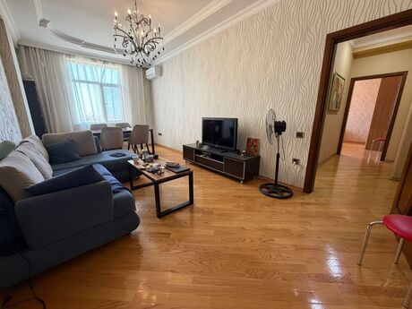 2 rooms · 82 m² · floor 12/16, 7-ci mikrorayon