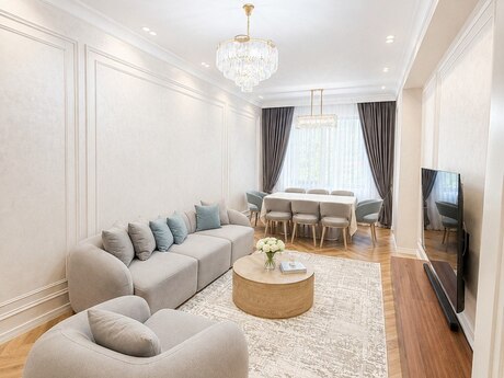 Объявление №6435416 - Баку, м. Низами, 4-комн., 180 м², 5/18 этаж