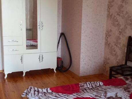 2-room apartment for rent, 64 m², Böyükşor: 800 ₼/mo 4