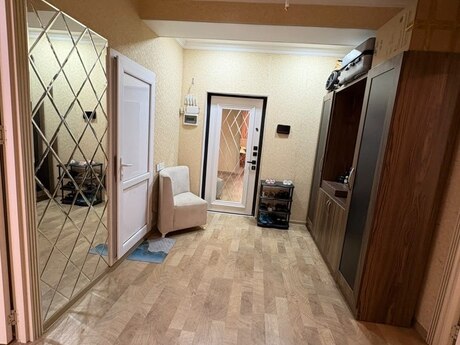 3 otaqlı mənzil, 77 m², İnşaatçılar: 195 000 ₼ 2