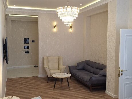 Kirayə 3 otaqlı mənzil, 115 m², 28 May: 1 700 ₼/ay 2