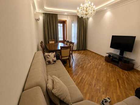 Elan №6435700 - Bakı, Nizami m., 3 otaqlı, 80 m², 5/5 mərtəbə