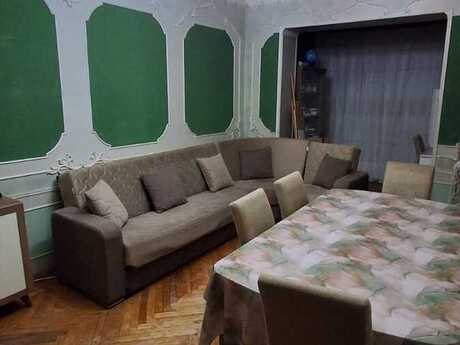 Elan №6435678 - Bakı, Elmlər Akademiyası m., 3 otaqlı, 75 m², 4/5 mərtəbə