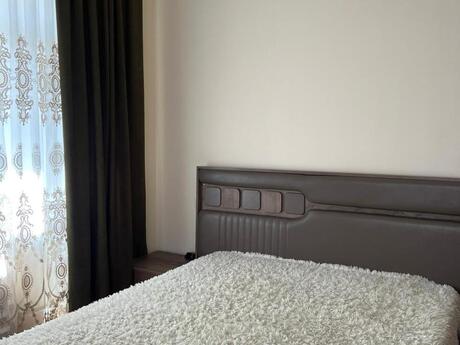 Kirayə 4 otaqlı mənzil, 190 m², Nəsimi: 1 300 ₼/ay 4