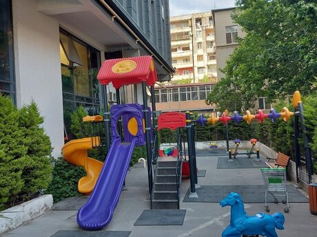Kirayə 3 otaqlı mənzil, 100 m², 28 May: 950 ₼/ay 3