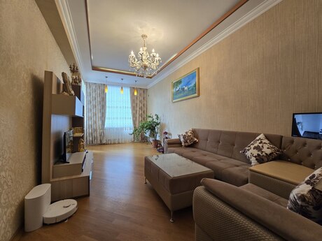 Объявление №6435810 - Баку, м. Ази Асланов, 3-комн., 107 м², 16/16 этаж