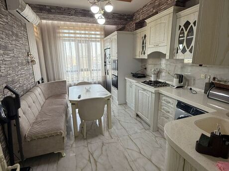 Kirayə 3 otaqlı mənzil, 100 m², İnşaatçılar: 1 400 ₼/ay 4