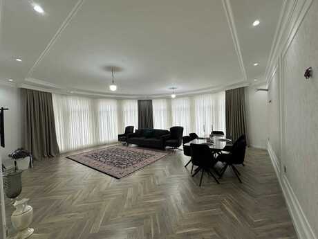 Elan №6435893 - Bakı, Şah İsmayıl Xətai m., 4 otaqlı, 192 m², 14/24 mərtəbə