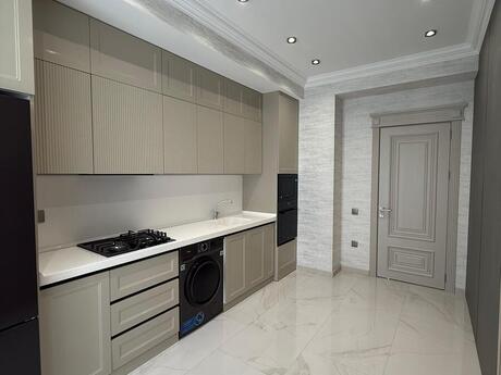 2-комнатная квартира, 68 м², 20 Yanvar: 258 000 ₼ 4