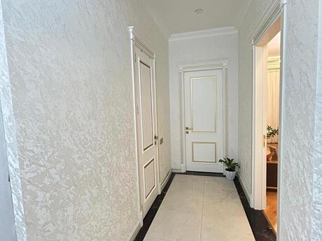 2-room apartment for rent, 80 m², Neftçilər: 800 ₼/mo 2