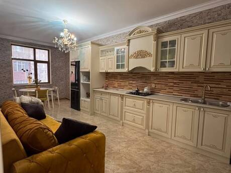 Kirayə 2 otaqlı mənzil, 90 m², Şah İsmayıl Xətai: 1 150 ₼/ay 4