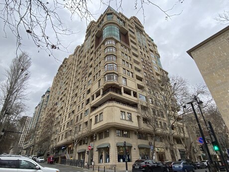 Объявление №6436015 - Баку, м. 28 мая, 4-комн., 300 м², 6/16 этаж