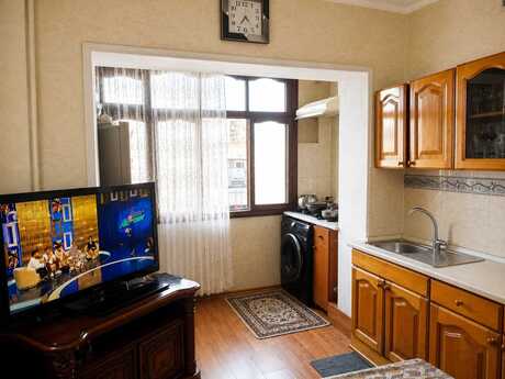 2 otaqlı mənzil, 60 m², Neftçilər: 160 000 ₼ 5