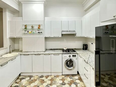 Kirayə 3 otaqlı mənzil, 100 m², 28 May: 1 500 ₼/ay 5