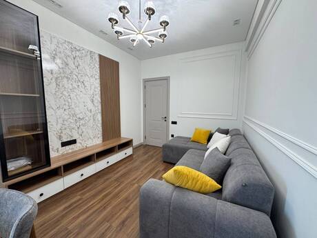 Kirayə 2 otaqlı mənzil, 65 m², Gənclik: 1 100 ₼/ay 3