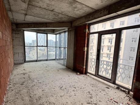 3 otaqlı mənzil, 113 m², 28 May: 336 000 ₼ 3