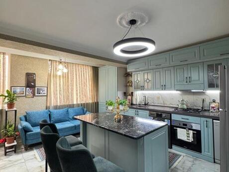 3 otaqlı mənzil, 100 m², İnşaatçılar: 275 000 ₼ 3