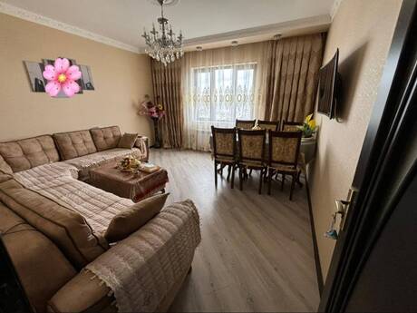 Elan №6436404 - Bakı, Memar Əcəmi m., 4 otaqlı, 90 m², 17/18 mərtəbə
