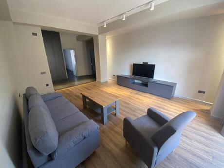 Kirayə 4 otaqlı mənzil, 180 m², Ağ şəhər: 2 500 ₼/ay 2