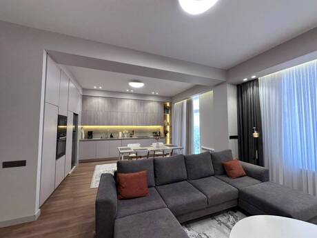 3-room apartment for rent, 135 m², Ağ şəhər: 2 999 ₼/mo 3