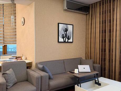 Kirayə 3 otaqlı mənzil, 130 m², Elmlər Akademiyası: 1 999 ₼/ay 3