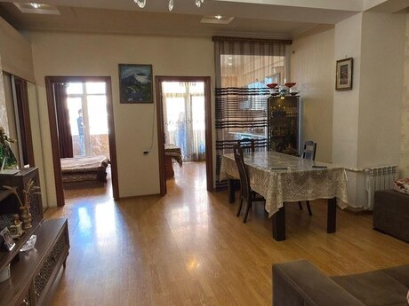 2 otaqlı mənzil, 70 m², İnşaatçılar: 168 000 ₼ 3