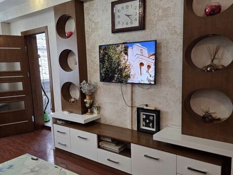 2 otaq · 54,7 m² · 10/20 mərtəbə, İnşaatçılar