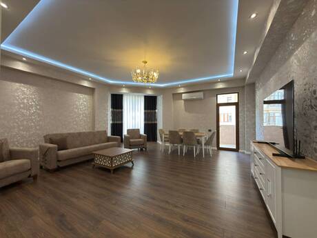 Elan №6436575 - Bakı, Şah İsmayıl Xətai m., 2 otaqlı, 110 m², 12/17 mərtəbə