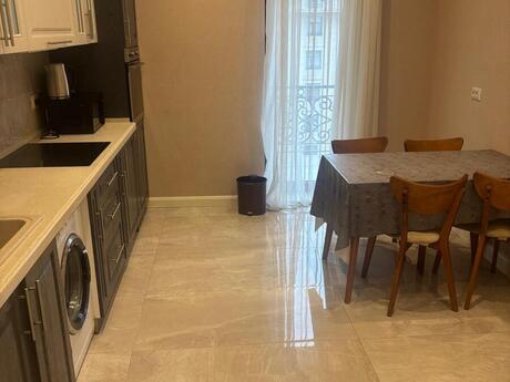Kirayə 3 otaqlı mənzil, 140 m², Ağ şəhər: 2 100 ₼/ay 5