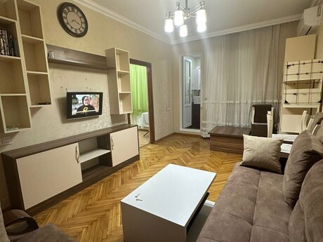 Объявление №6436603 - Баку, м. Насими, 2-комн., 55 м², 5/5 этаж