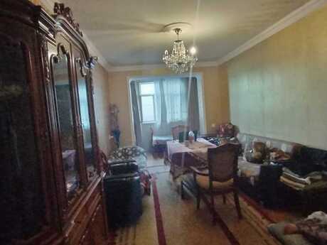 Elan №6436641 - Bakı, Qara Qarayev m., 2 otaqlı, 60 m², 4/5 mərtəbə