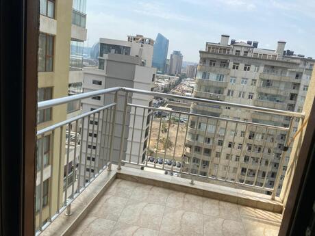 Kirayə 3 otaqlı mənzil, 138 m², Park Azure: 1 800 ₼/ay 5